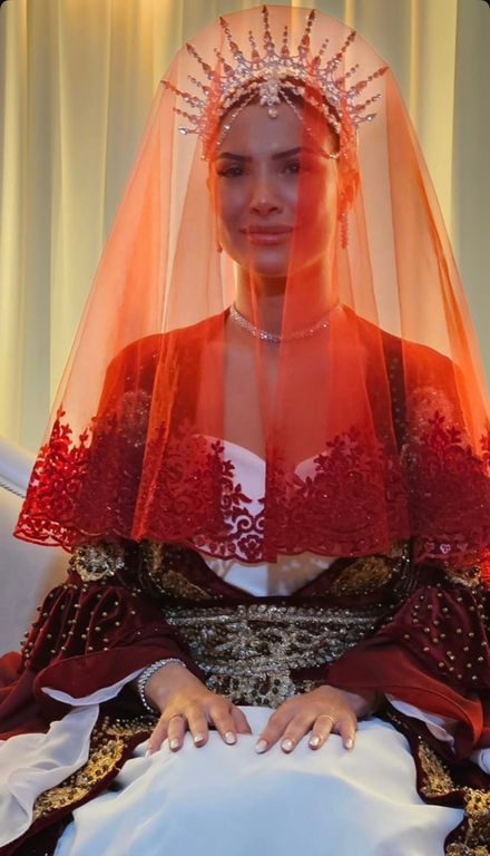 Salon Uzun Masa Düzeni